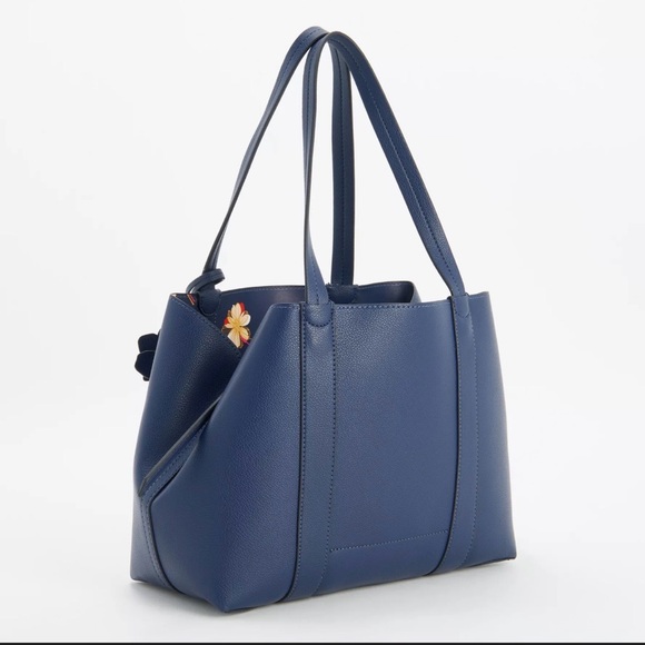Draper James Elle Tote with Removable Flower Key Fob in Navy Pebble Faux Leather - Picture 5 of 16